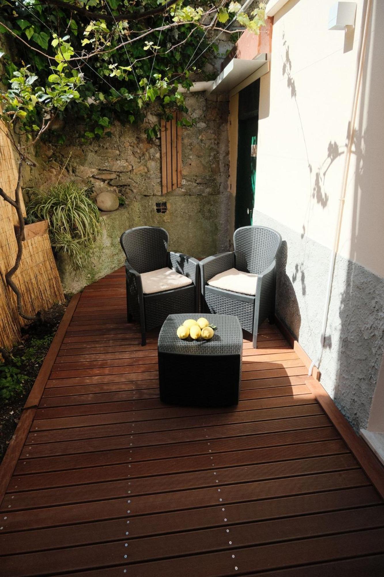 פורטו ונרה Casa Vacanze Ibiscus מראה חיצוני תמונה
