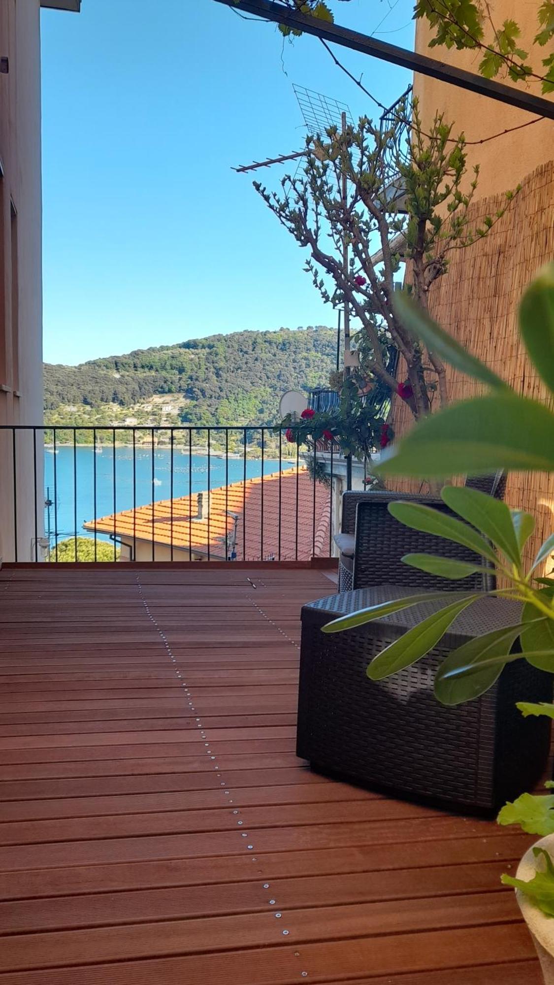 פורטו ונרה Casa Vacanze Ibiscus מראה חיצוני תמונה