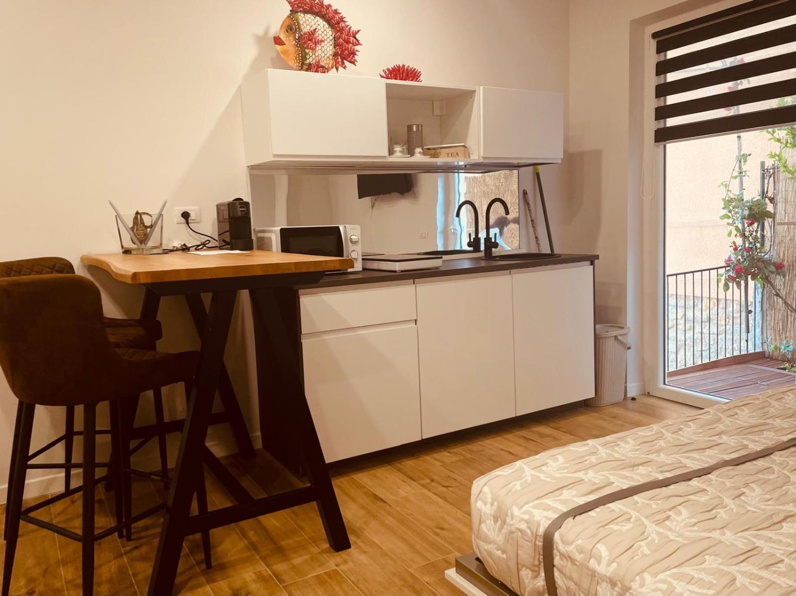 פורטו ונרה Casa Vacanze Ibiscus מראה חיצוני תמונה