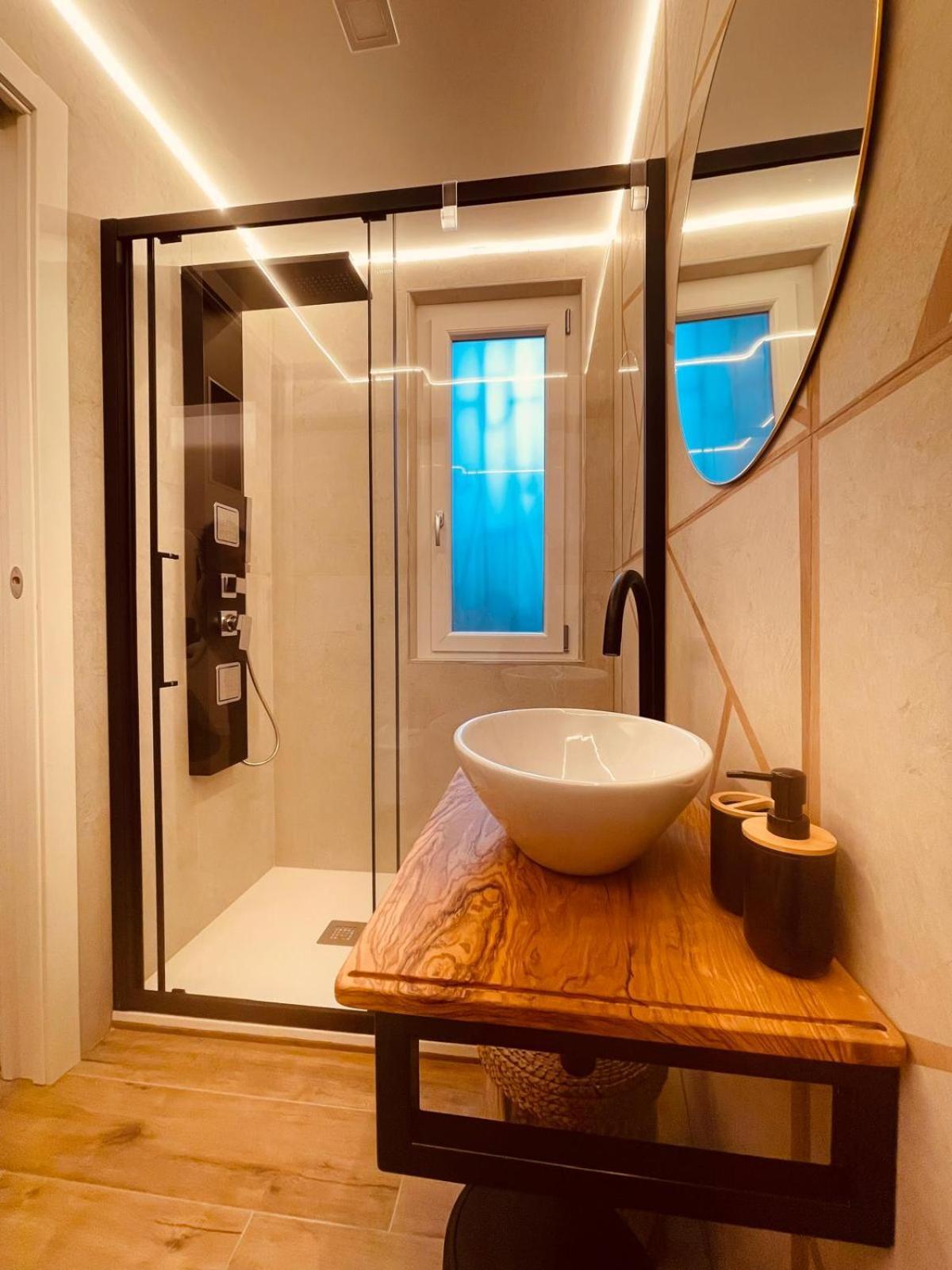 פורטו ונרה Casa Vacanze Ibiscus מראה חיצוני תמונה